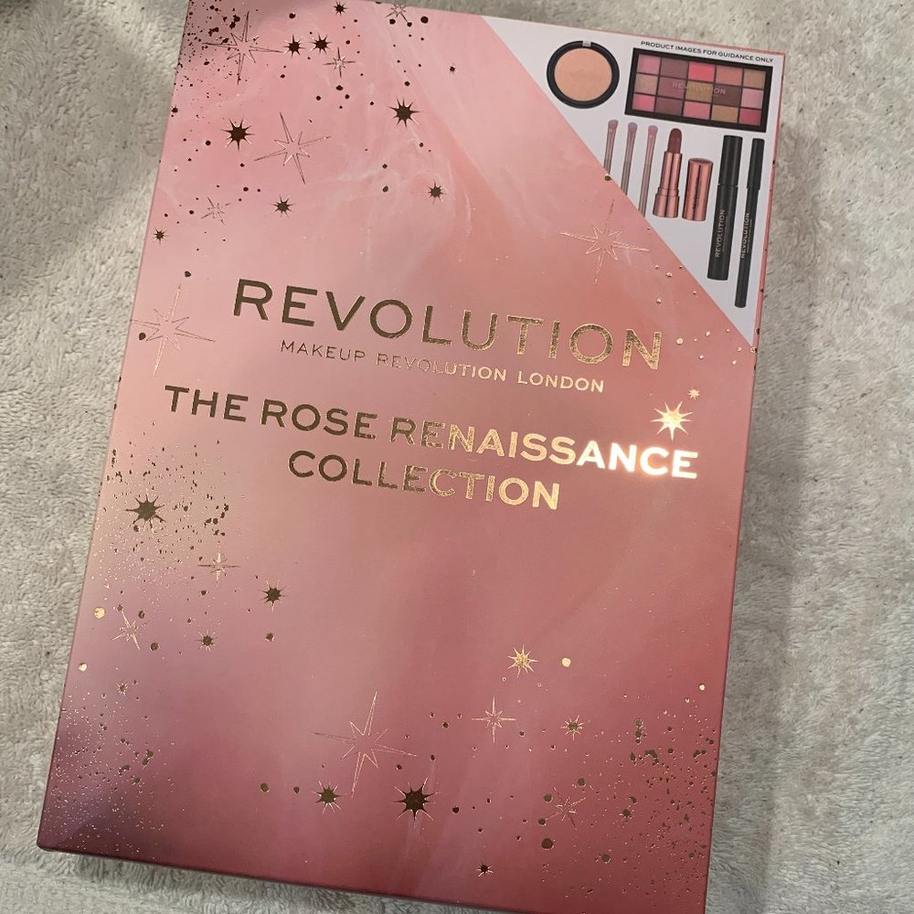 Makeup Revolution Rose Renaissance Collection - Picture 2 of 3